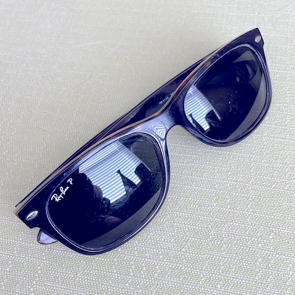 Ray-Ban Polarized RB 2132 902/58 New Wayfarer Men's Women's Sunglasses & Case - Picture 4 of 10